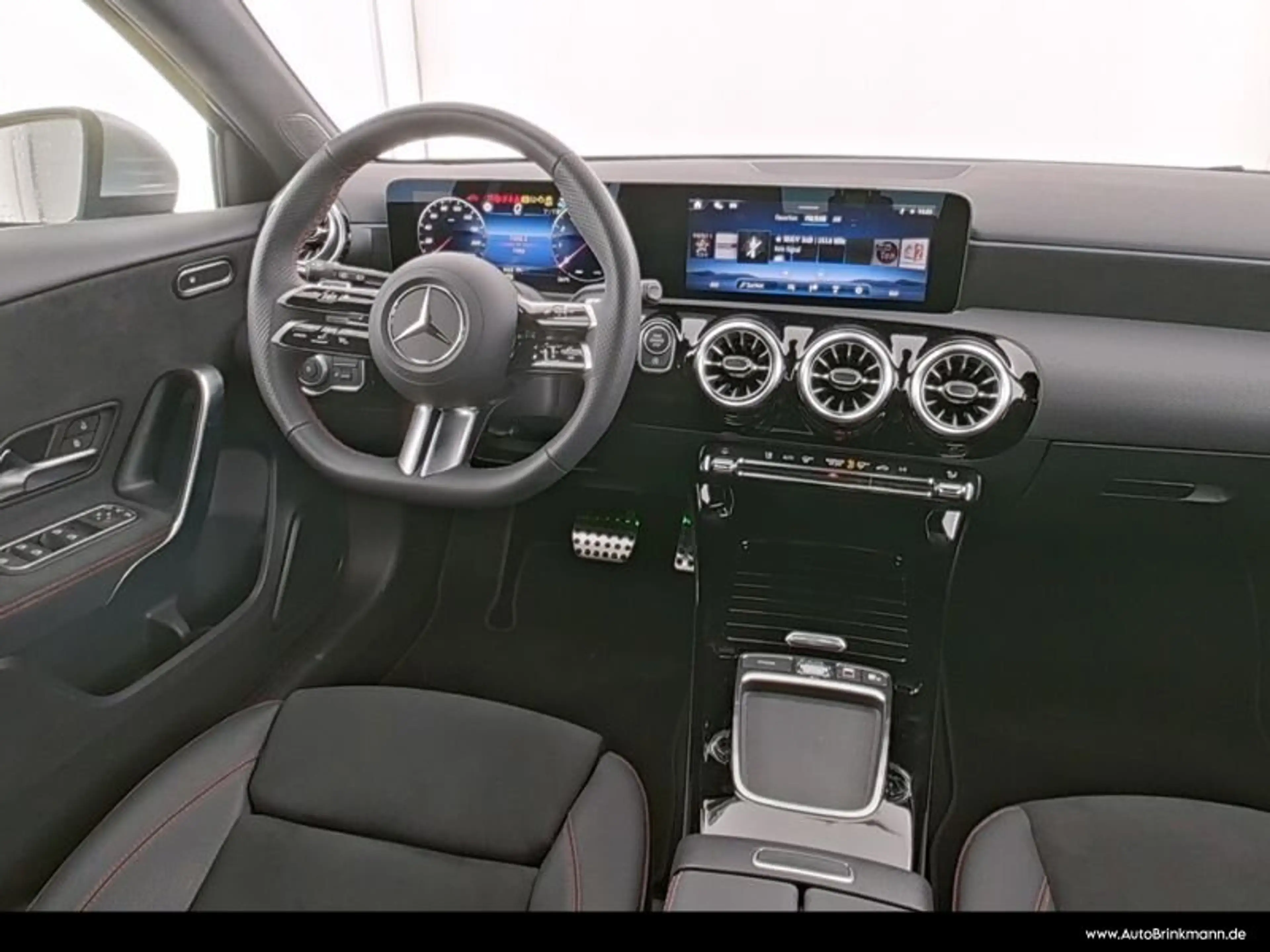 Mercedes-Benz A 180 A 180 AMG-LINE+/360°KAMERA/LED/TOTW/SPURH SHZ — photo 6