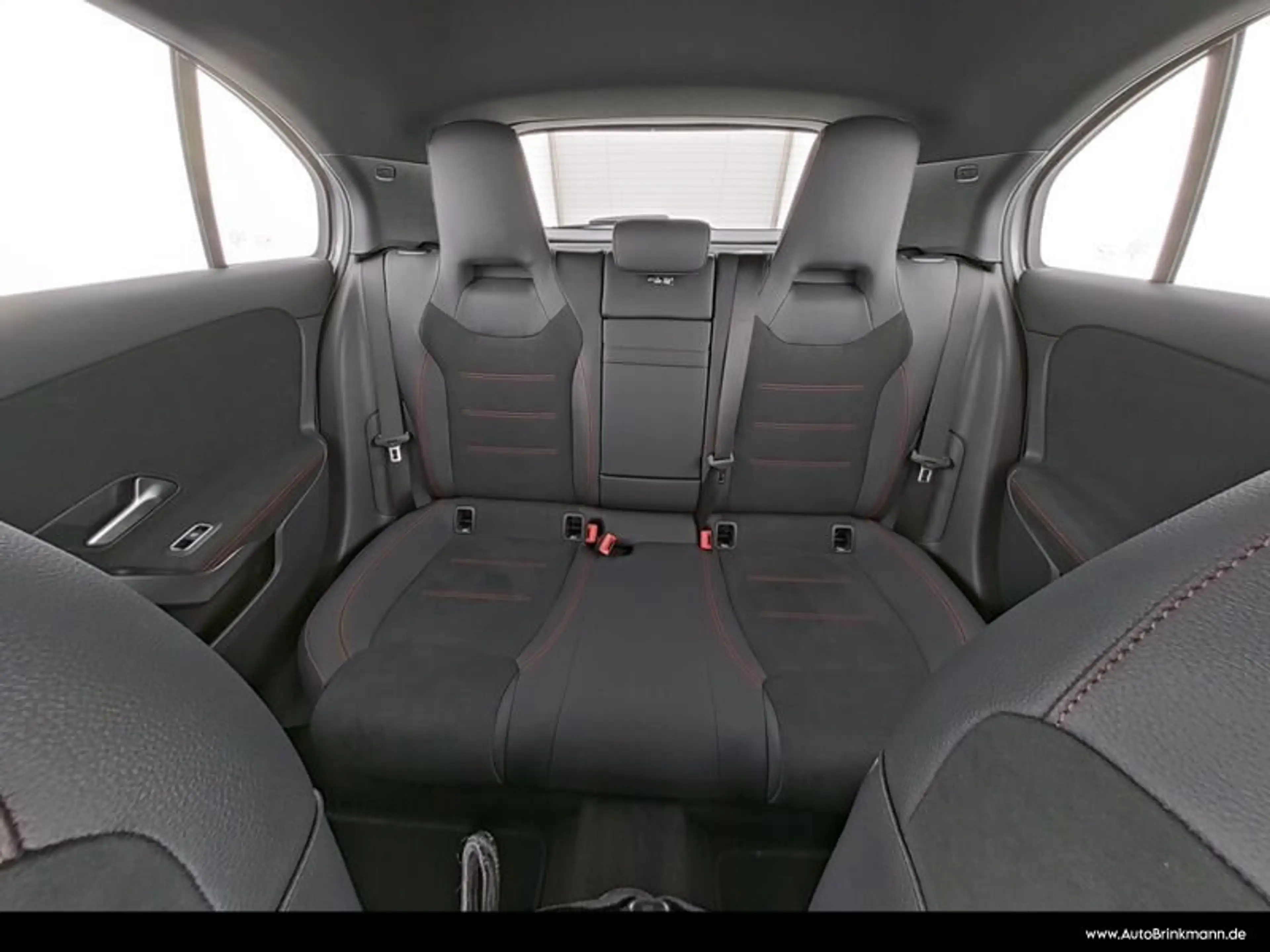 Mercedes-Benz A 180 A 180 AMG-LINE+/360°KAMERA/LED/TOTW/SPURH SHZ — photo 8