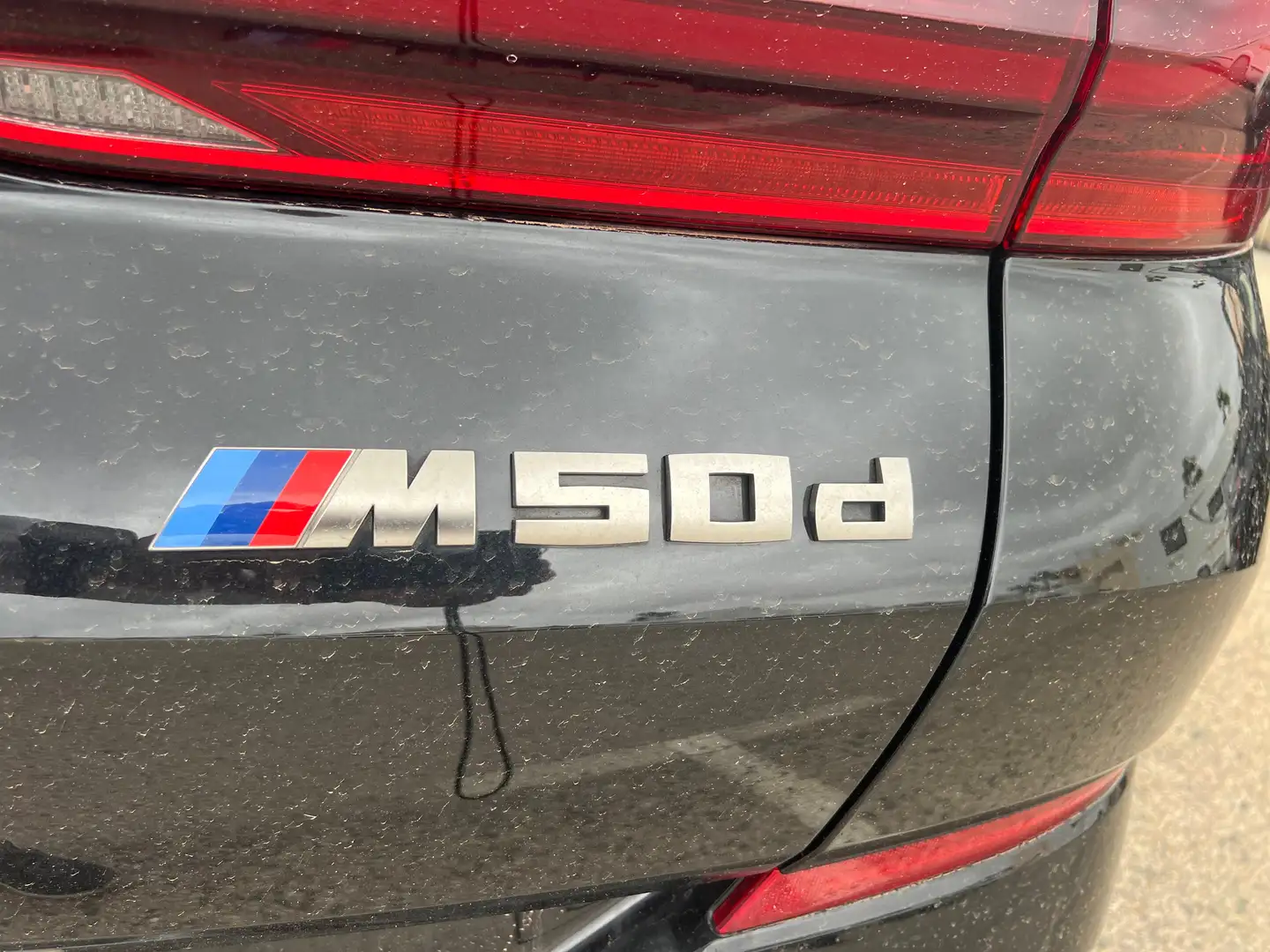 BMW X6 M M50dA Noir - 1