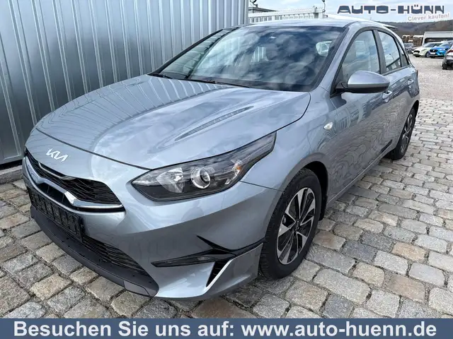 Kia Ceed / cee'd Spin 1.0 T-GDI 100 PS Navi-Rückfahrkamera-Tempo...