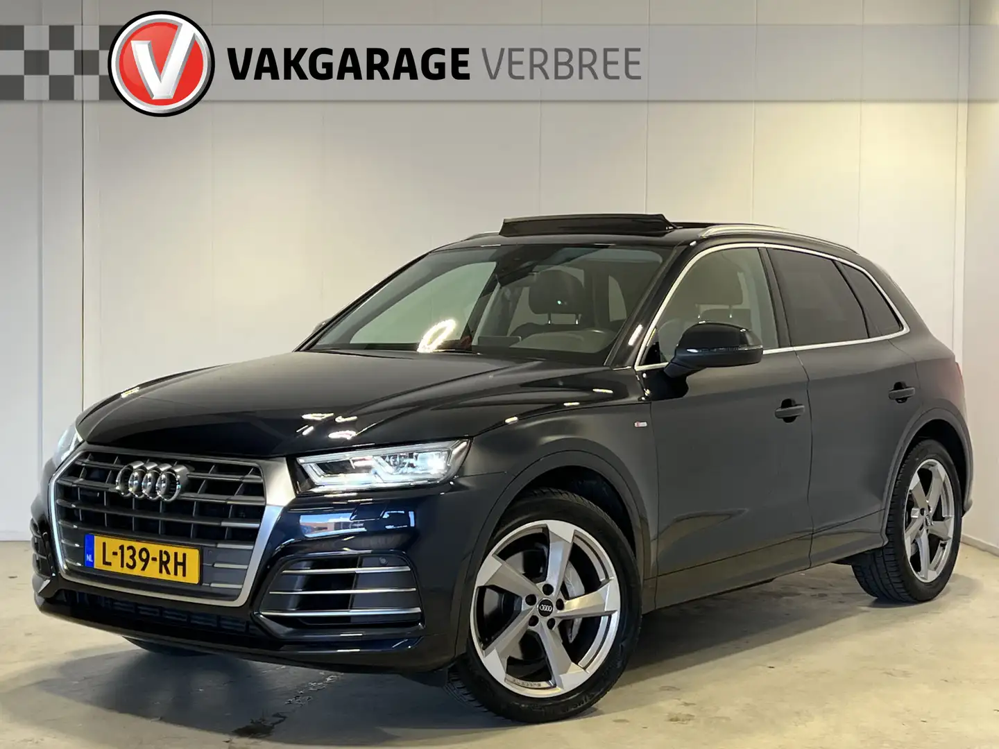 Audi Q5 3.0 TDI quattro Sport S Line Black Edition | Navig Blauw - 1