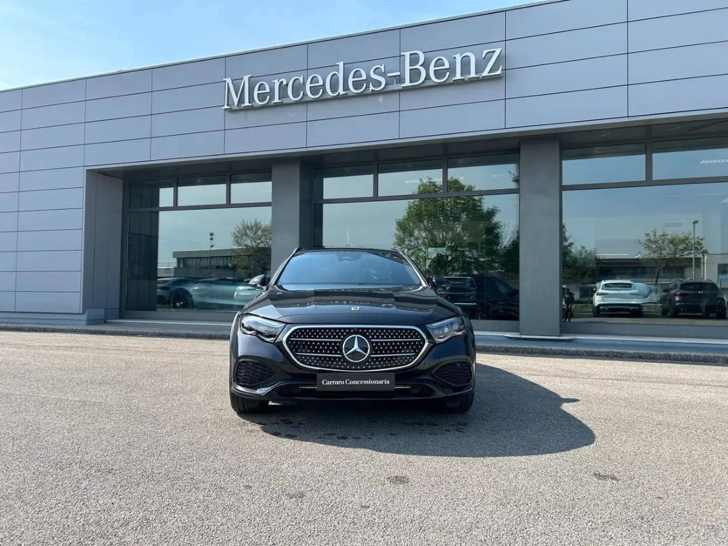 Mercedes-Benz E 220 d 4MATIC All Terrain Gri - 2