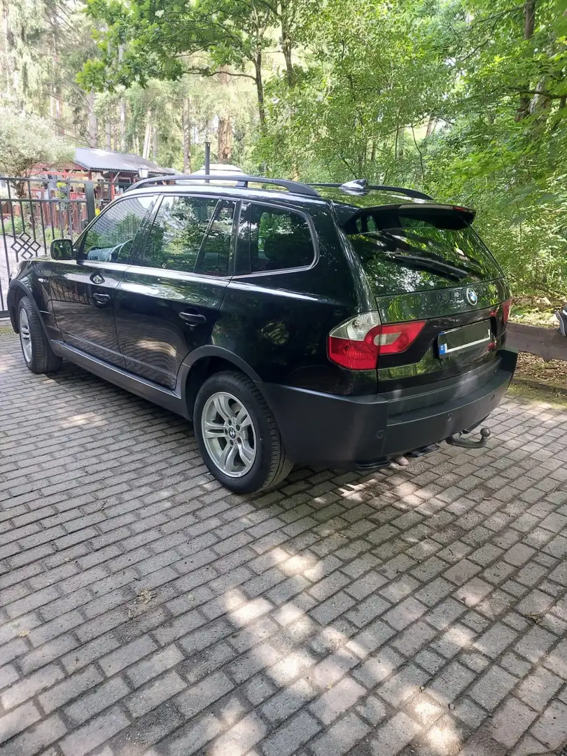 BMW X3 3.0d Noir - 2