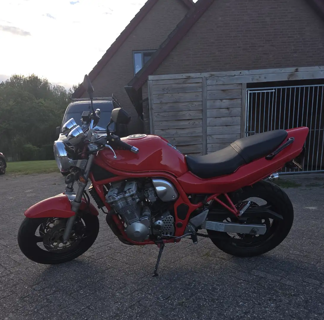 Suzuki Bandit 600 Rood - 1