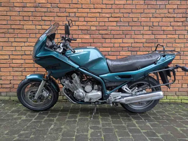 Yamaha XJ 900 - foto 2