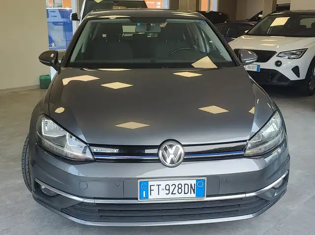 Volkswagen Golf Golf VII 2017 5p 5p 1.4 tgi Executive 110cv
