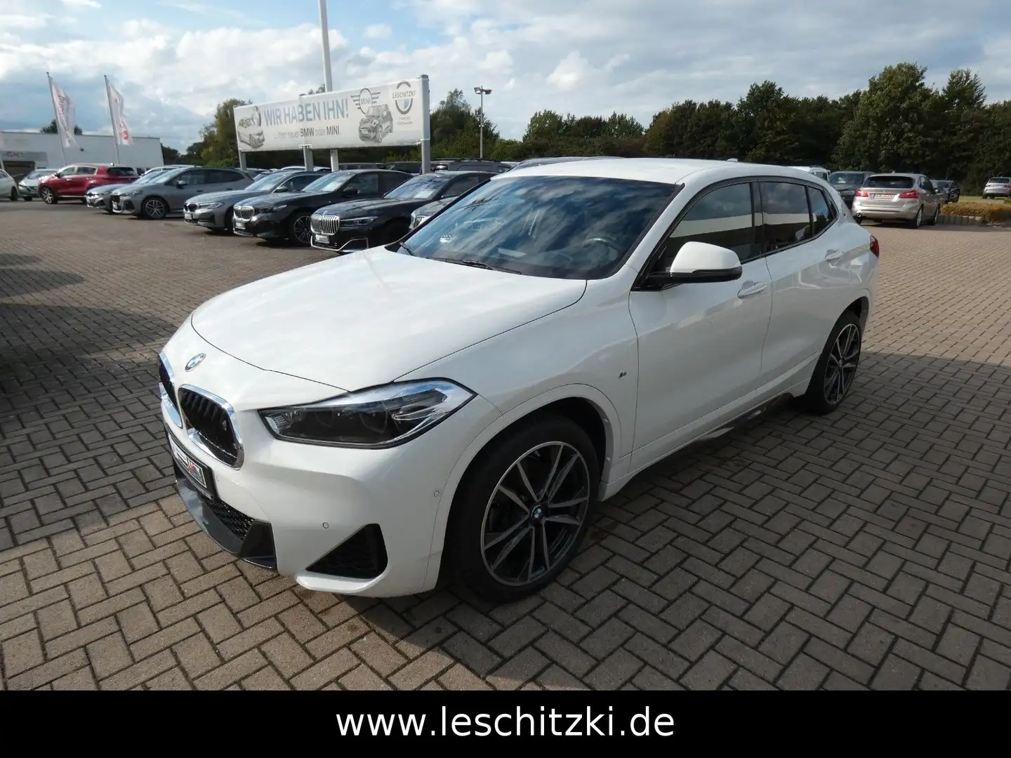 BMW X2 sDrive20i M Sport/Automatik/Navi Blanc - 1