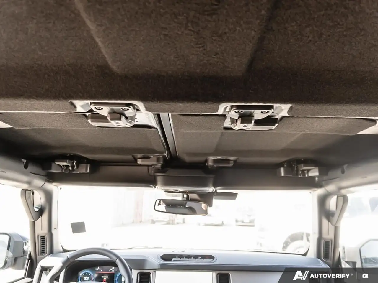 Ford Bronco снимка Ford Bronco