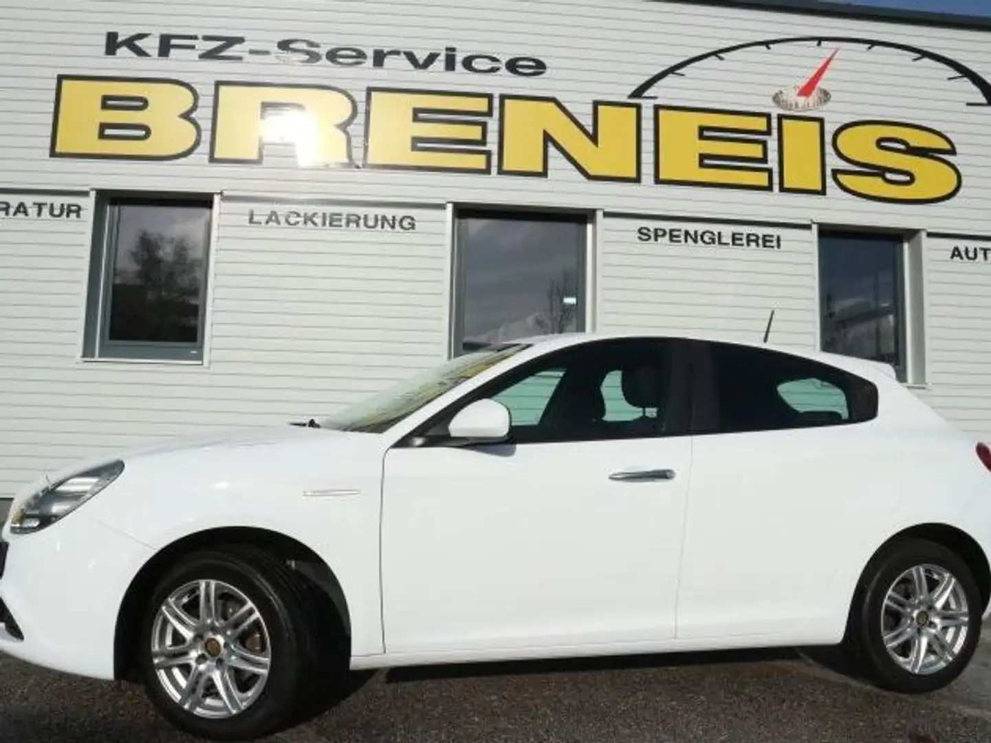 Alfa Romeo Giulietta 1,4 Turbo Tourismo*Pickerl u. Service NEU* Weiß - 2