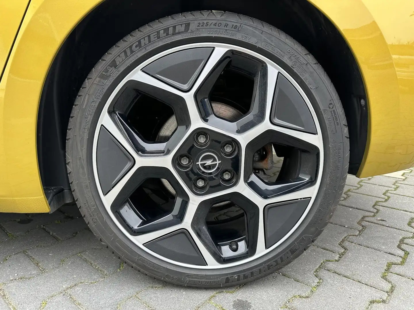 Opel Astra L Ultimate Panoramadach 360°Kamera Geel - 2