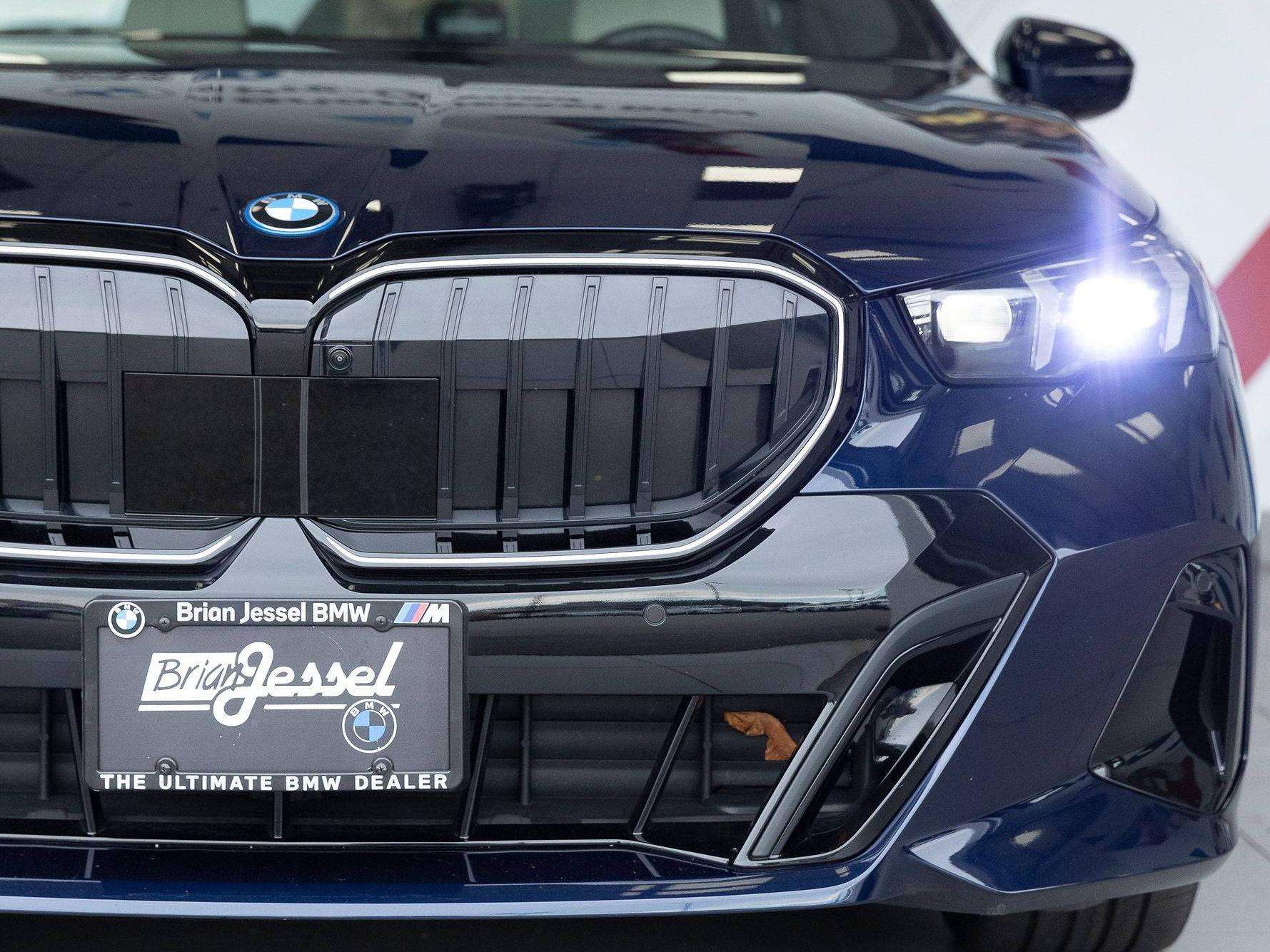 2025 BMW 5 Series Sedan
