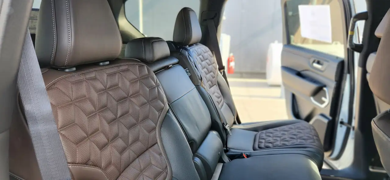 Nissan Armada снимка Nissan Armada