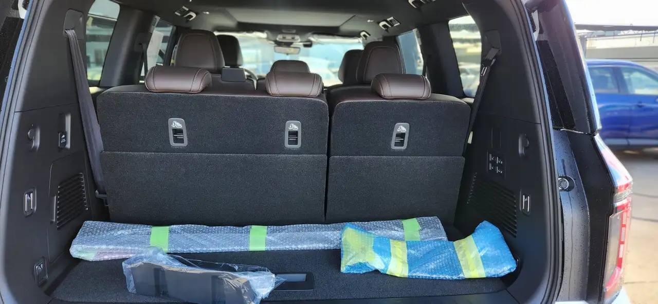 Nissan Armada снимка Nissan Armada