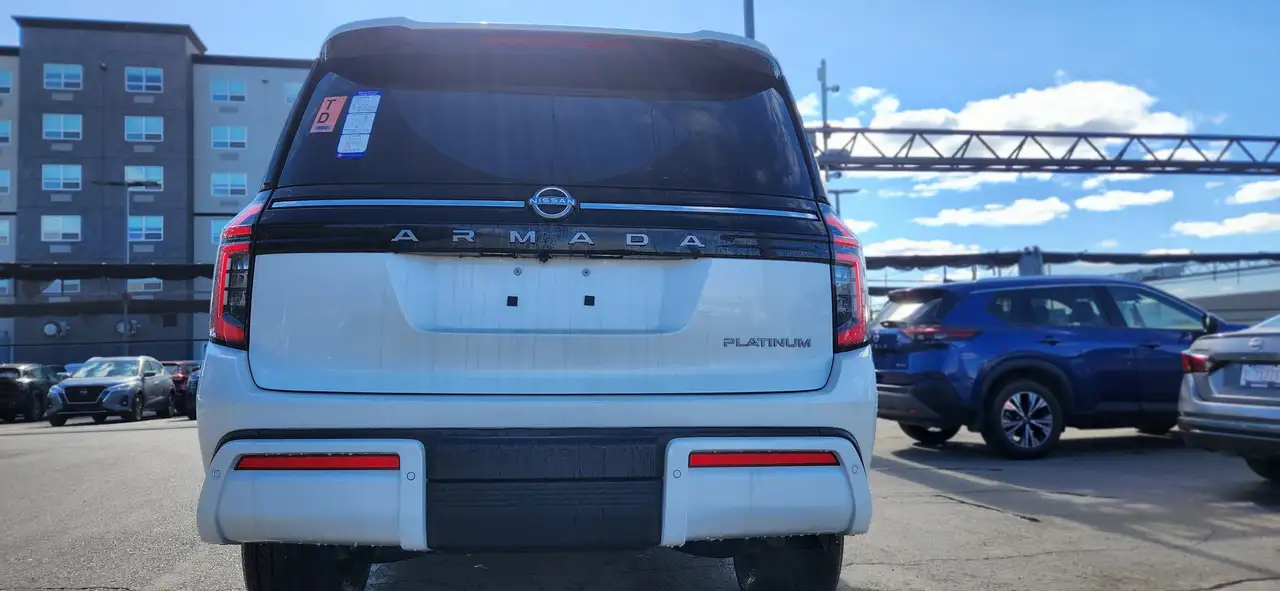 Nissan Armada снимка Nissan Armada
