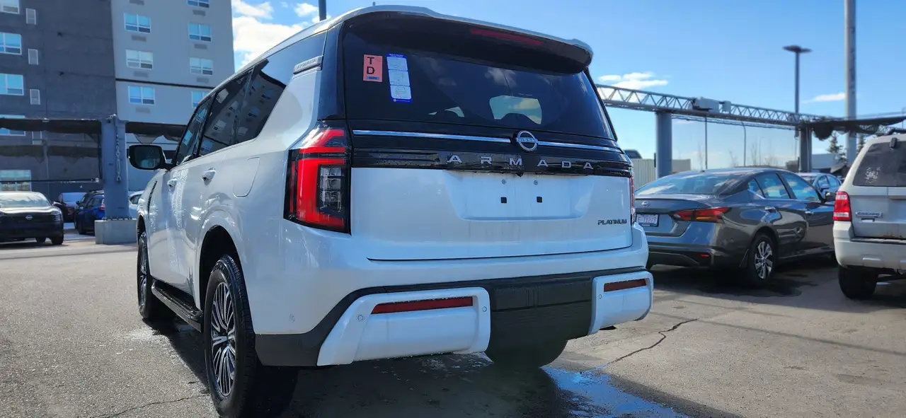 Nissan Armada снимка Nissan Armada
