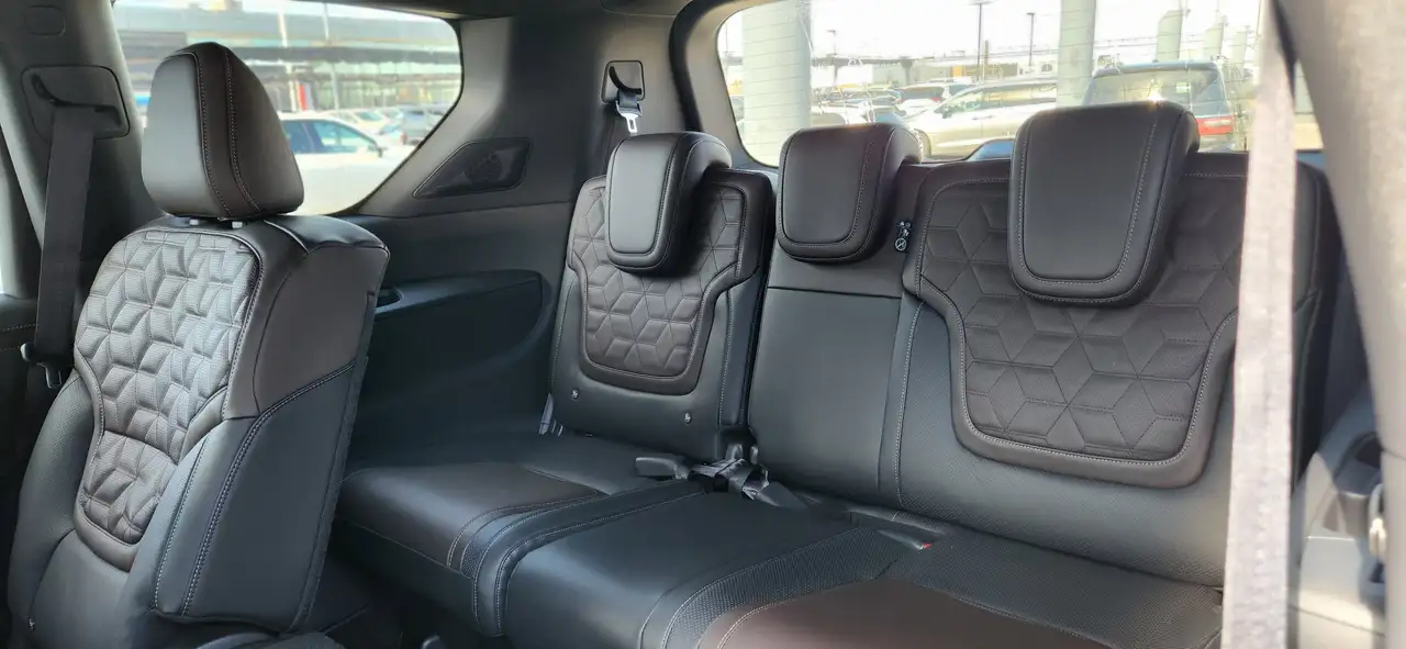 Nissan Armada снимка Nissan Armada