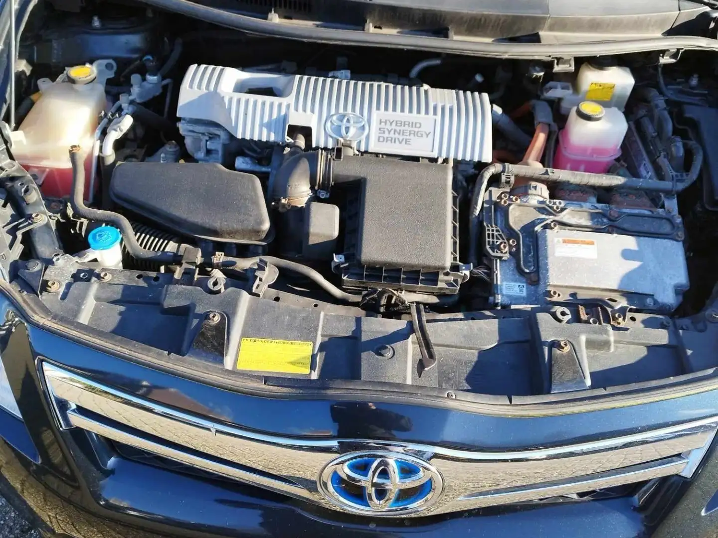 Toyota Auris 1.8 VVT-i Hybrid Automatik Executive Blauw - 2
