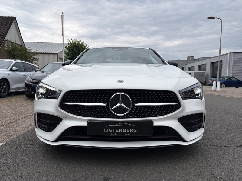 Mercedes-Benz CLA 180 Premium Plus 10 INCH WIDESCREEN — photo 14