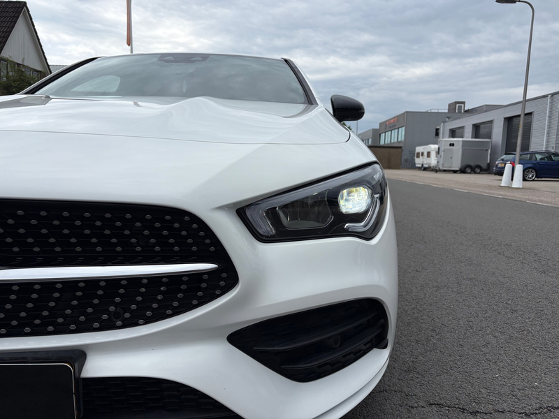 Mercedes-Benz CLA 180 Premium Plus 10 INCH WIDESCREEN — photo 15