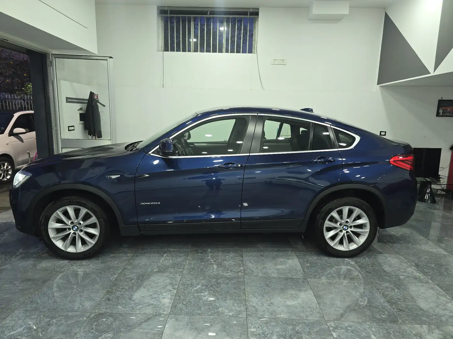 BMW X4 xdrive Blau - 2