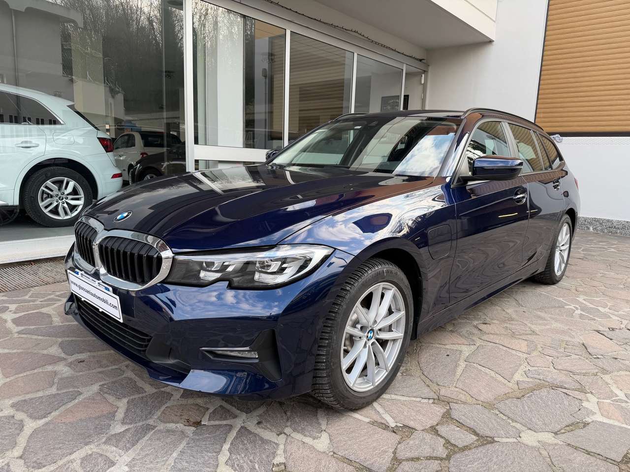 BMW 330 Touring xdrive Business Advantage auto UNICO PROPR