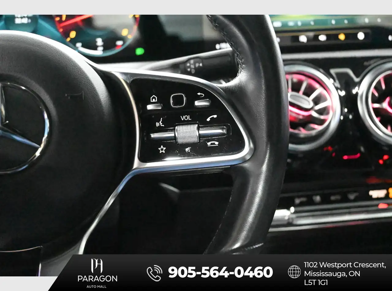 Mercedes-Benz CLA снимка Mercedes-Benz CLA