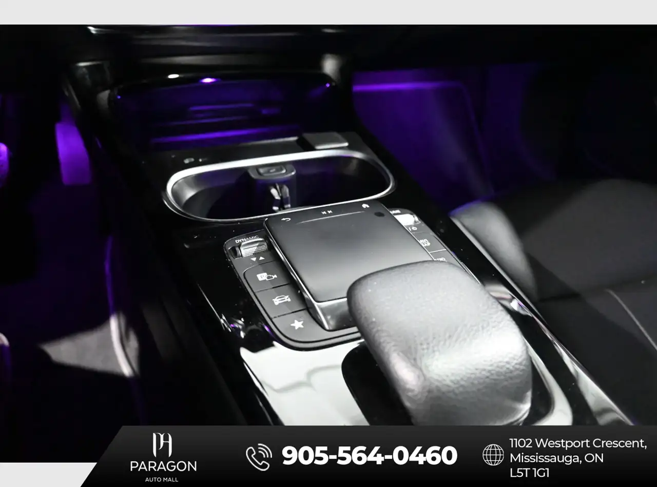 Mercedes-Benz CLA снимка Mercedes-Benz CLA