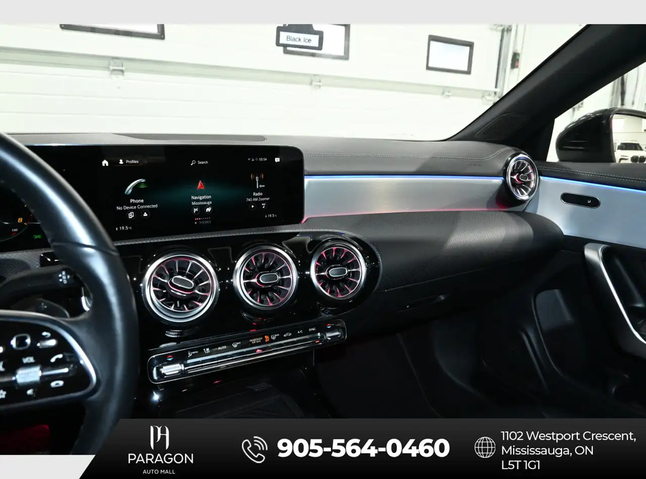 Mercedes-Benz CLA снимка Mercedes-Benz CLA
