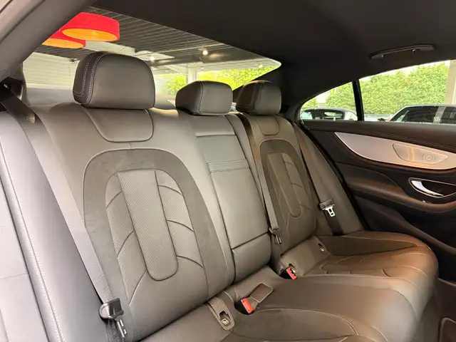 Mercedes-Benz CLS view 29