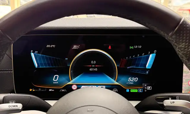 Mercedes-Benz CLS view 16