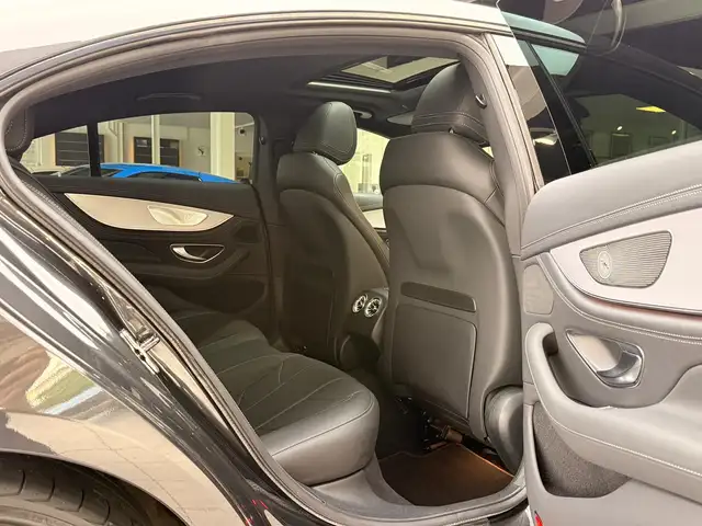 Mercedes-Benz CLS view 25