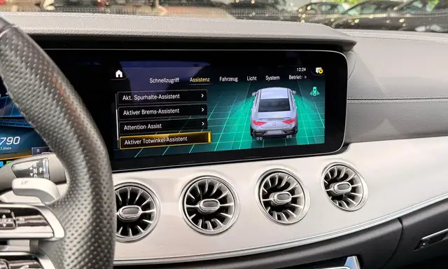 Mercedes-Benz CLS view 19