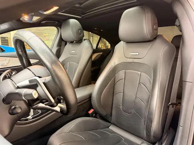 Mercedes-Benz CLS view 13