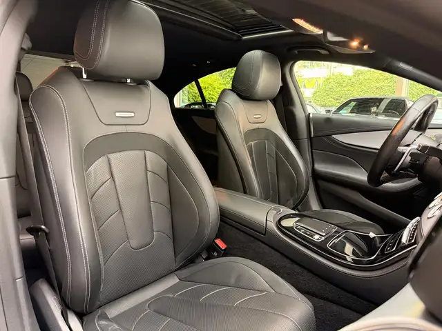 Mercedes-Benz CLS view 24
