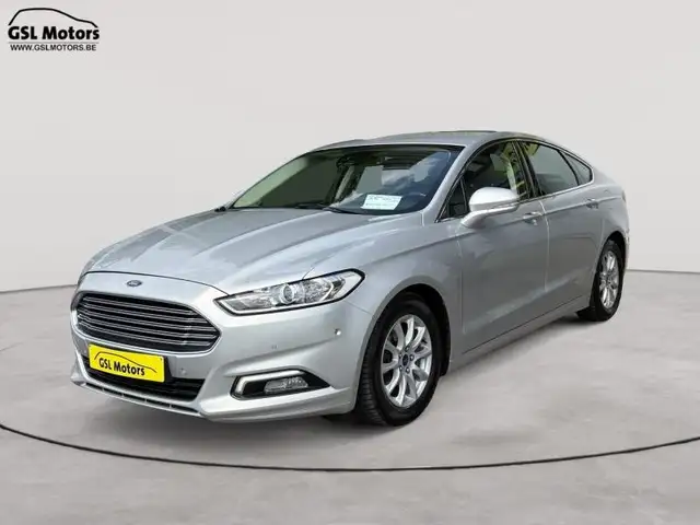 Ford Mondeo 1.5TDCi 120cv gris 01/18 Airco GPS Camera Cruise