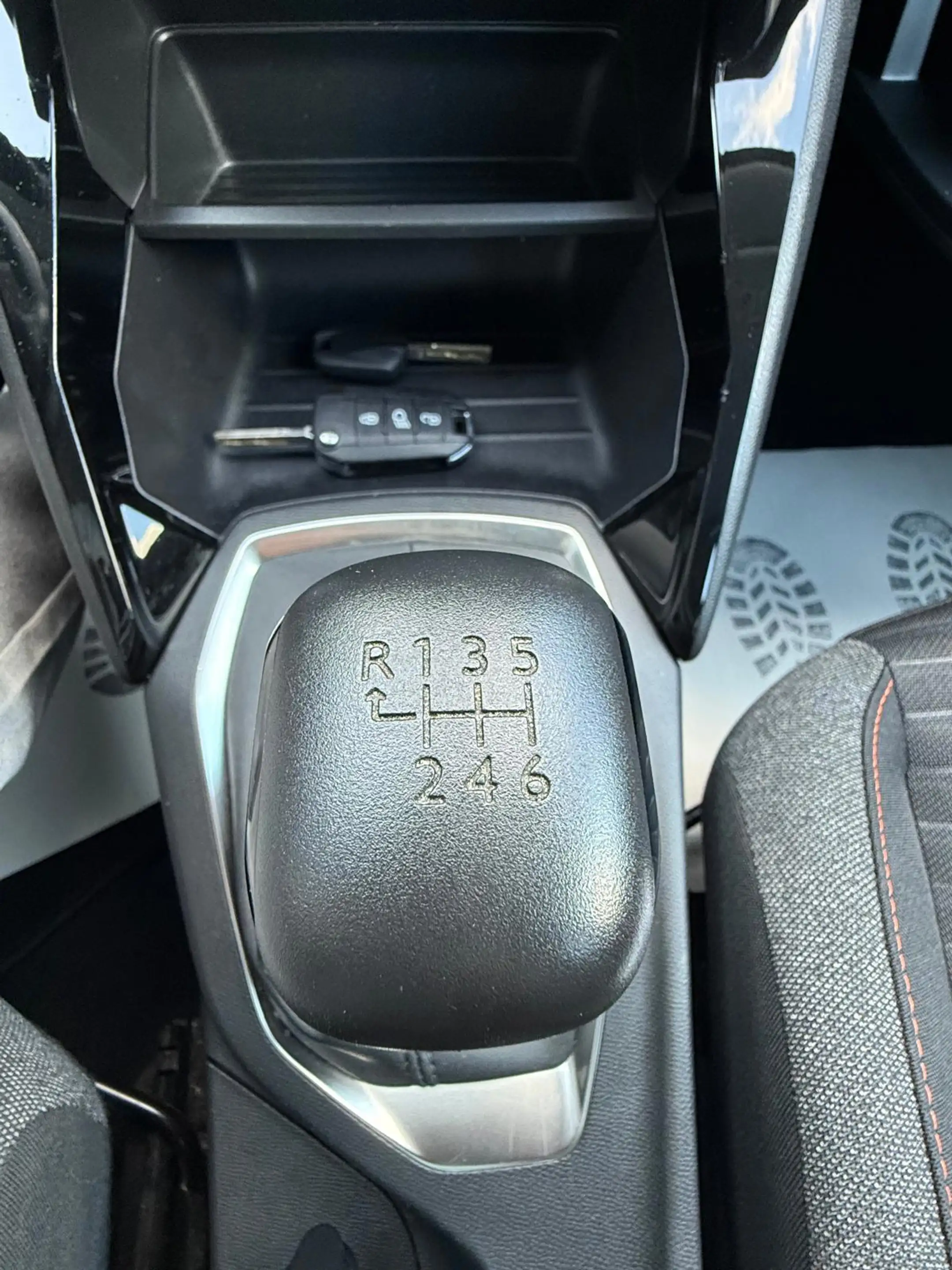 Peugeot 208 1.2 PureTech Active/Navi/Carplay/Airco/Cruise/ — photo 32
