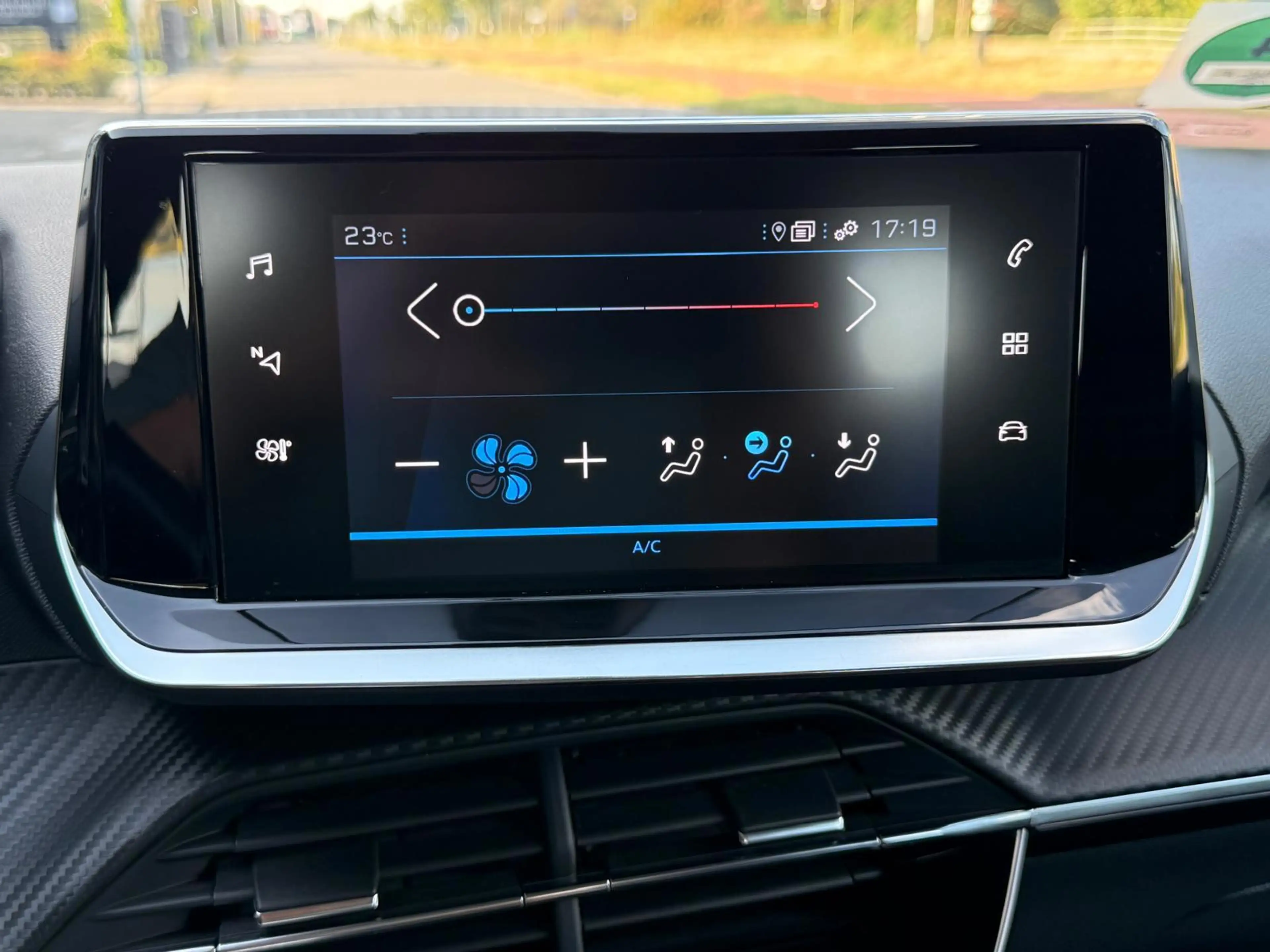 Peugeot 208 1.2 PureTech Active/Navi/Carplay/Airco/Cruise/ — photo 25