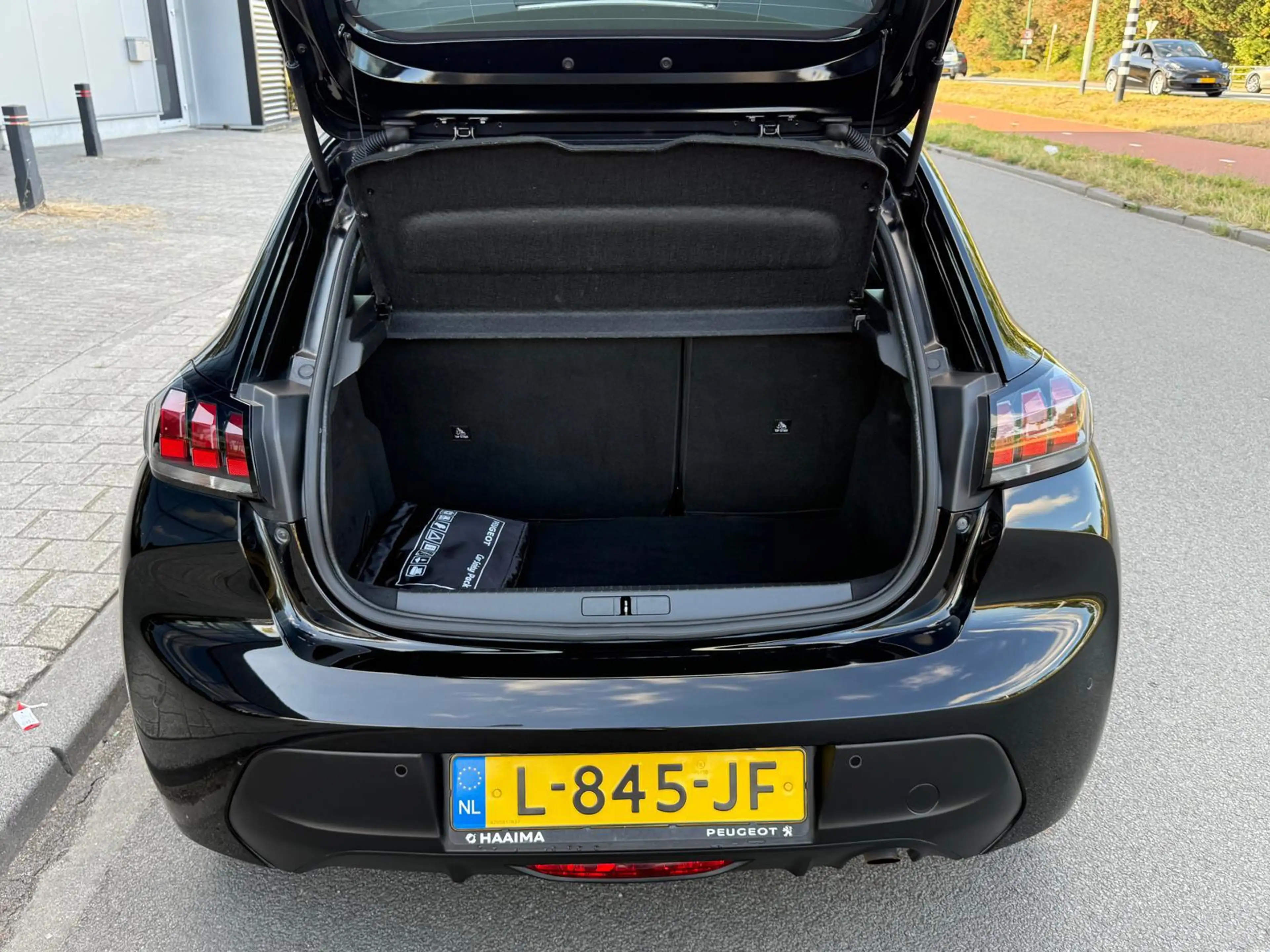 Peugeot 208 1.2 PureTech Active/Navi/Carplay/Airco/Cruise/ — photo 10