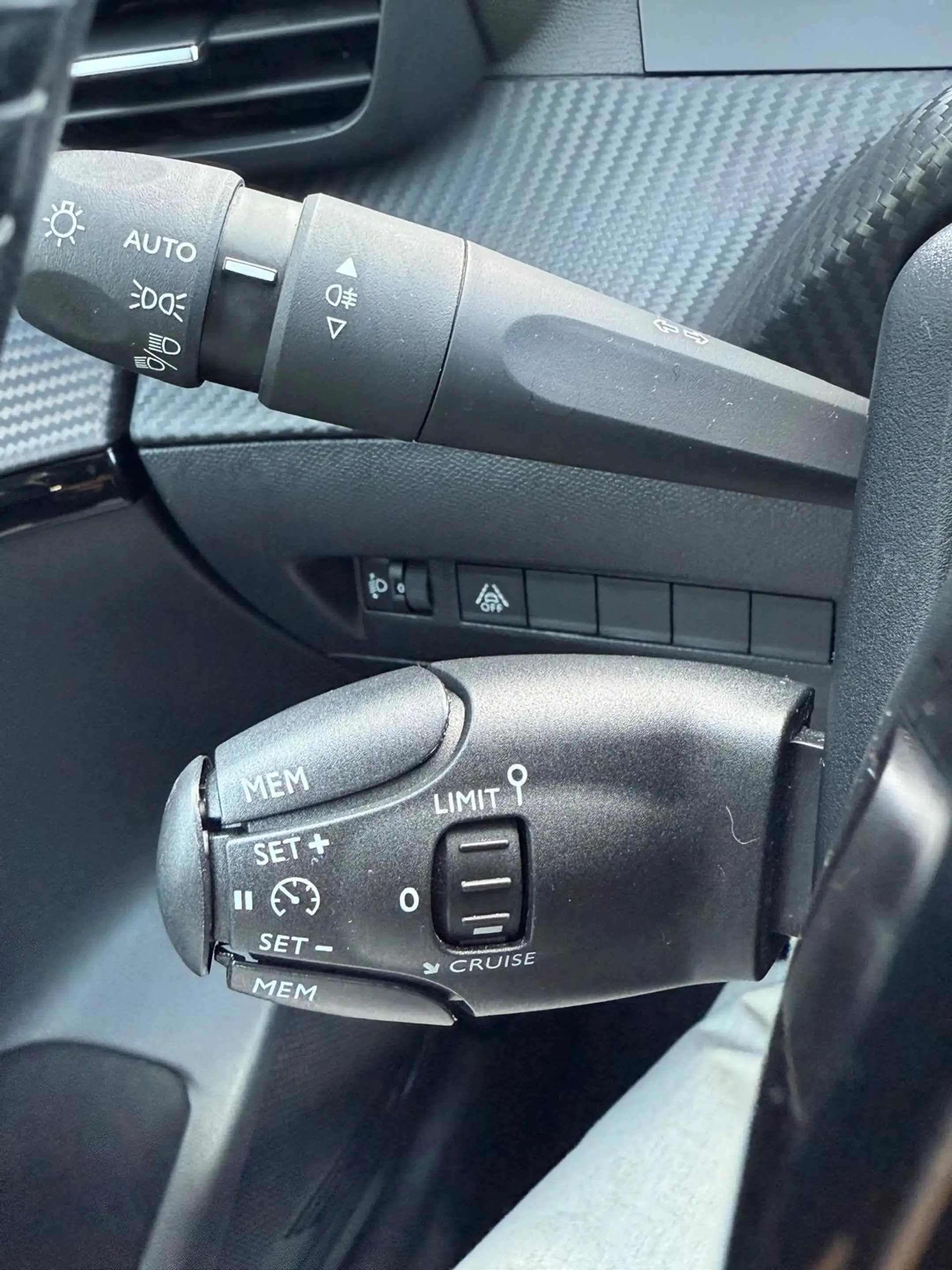 Peugeot 208 1.2 PureTech Active/Navi/Carplay/Airco/Cruise/ — photo 31