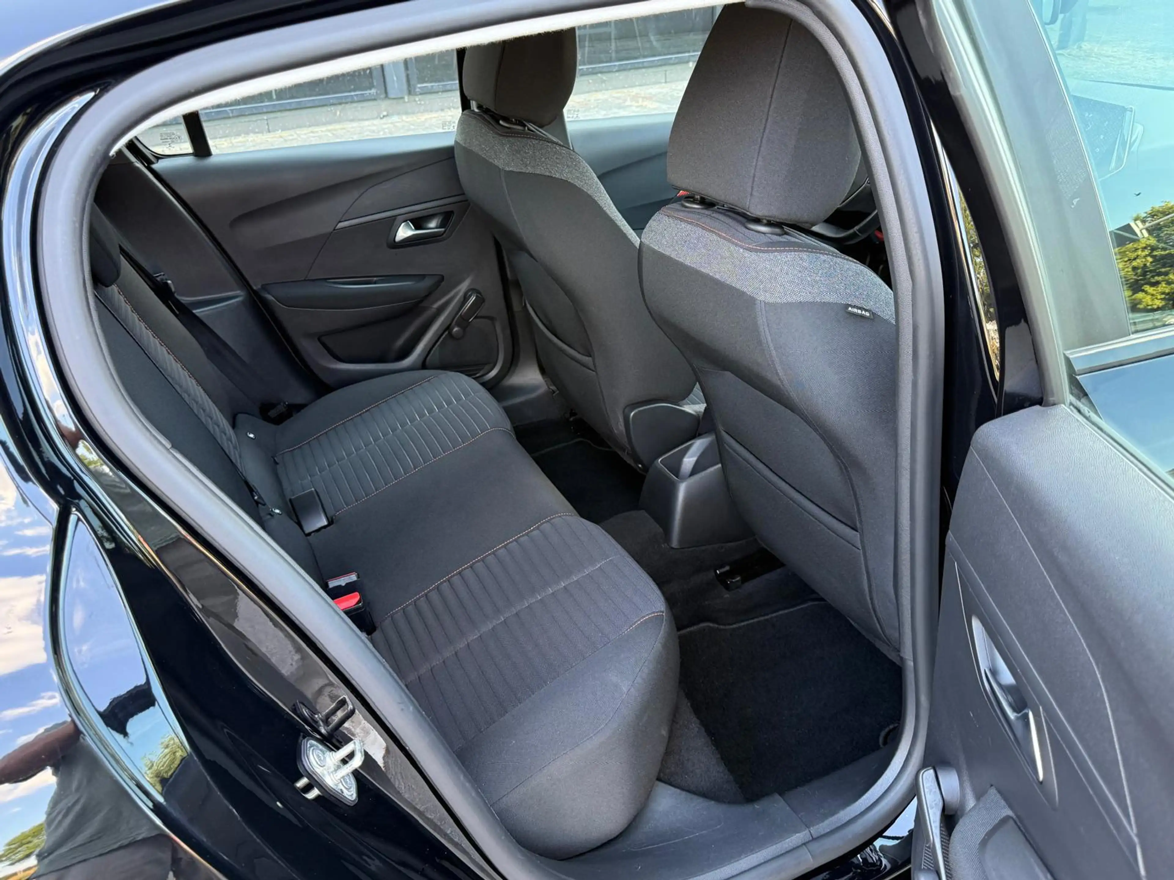 Peugeot 208 1.2 PureTech Active/Navi/Carplay/Airco/Cruise/ — photo 17