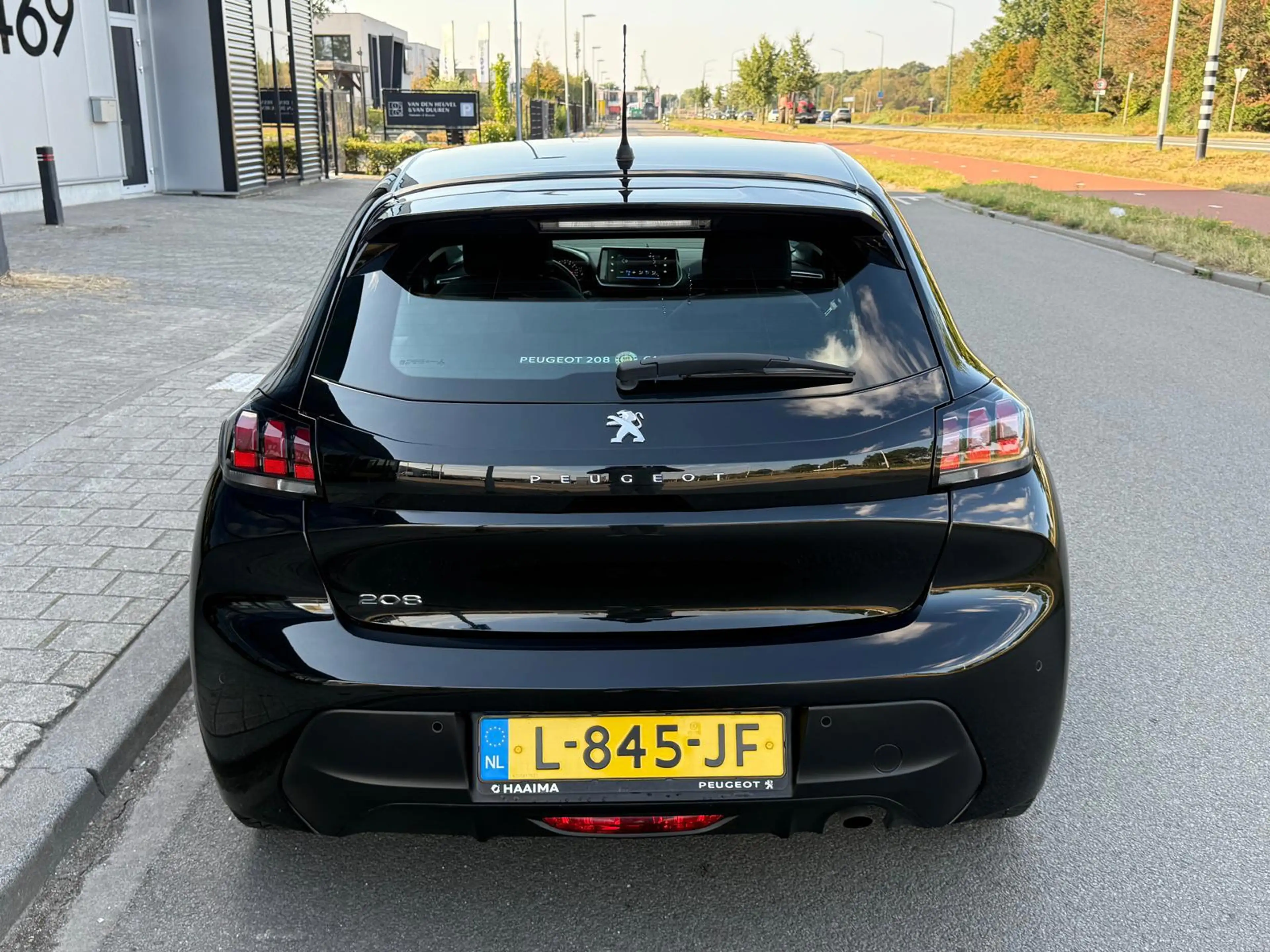Peugeot 208 1.2 PureTech Active/Navi/Carplay/Airco/Cruise/ — photo 9