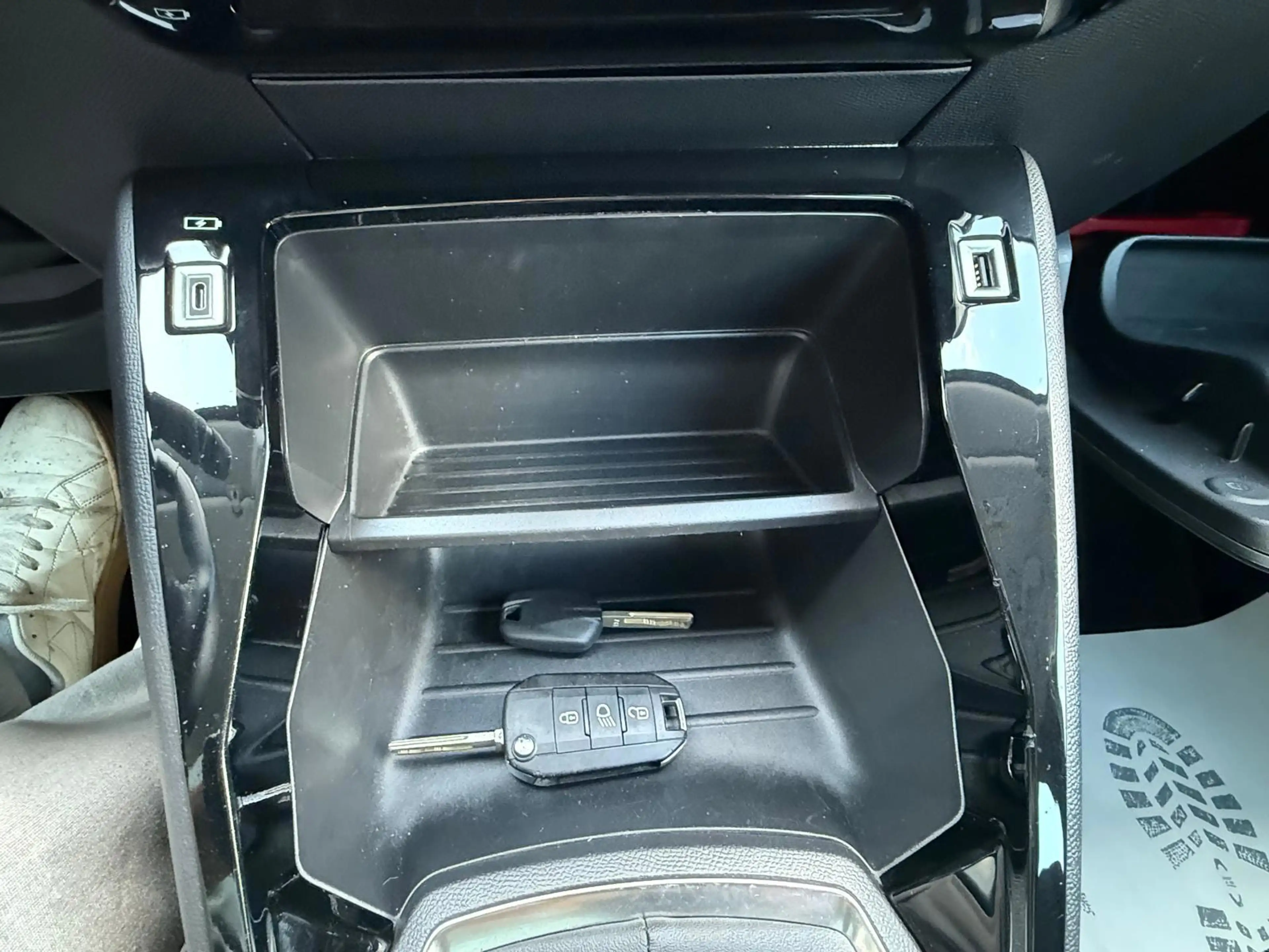 Peugeot 208 1.2 PureTech Active/Navi/Carplay/Airco/Cruise/ — photo 30