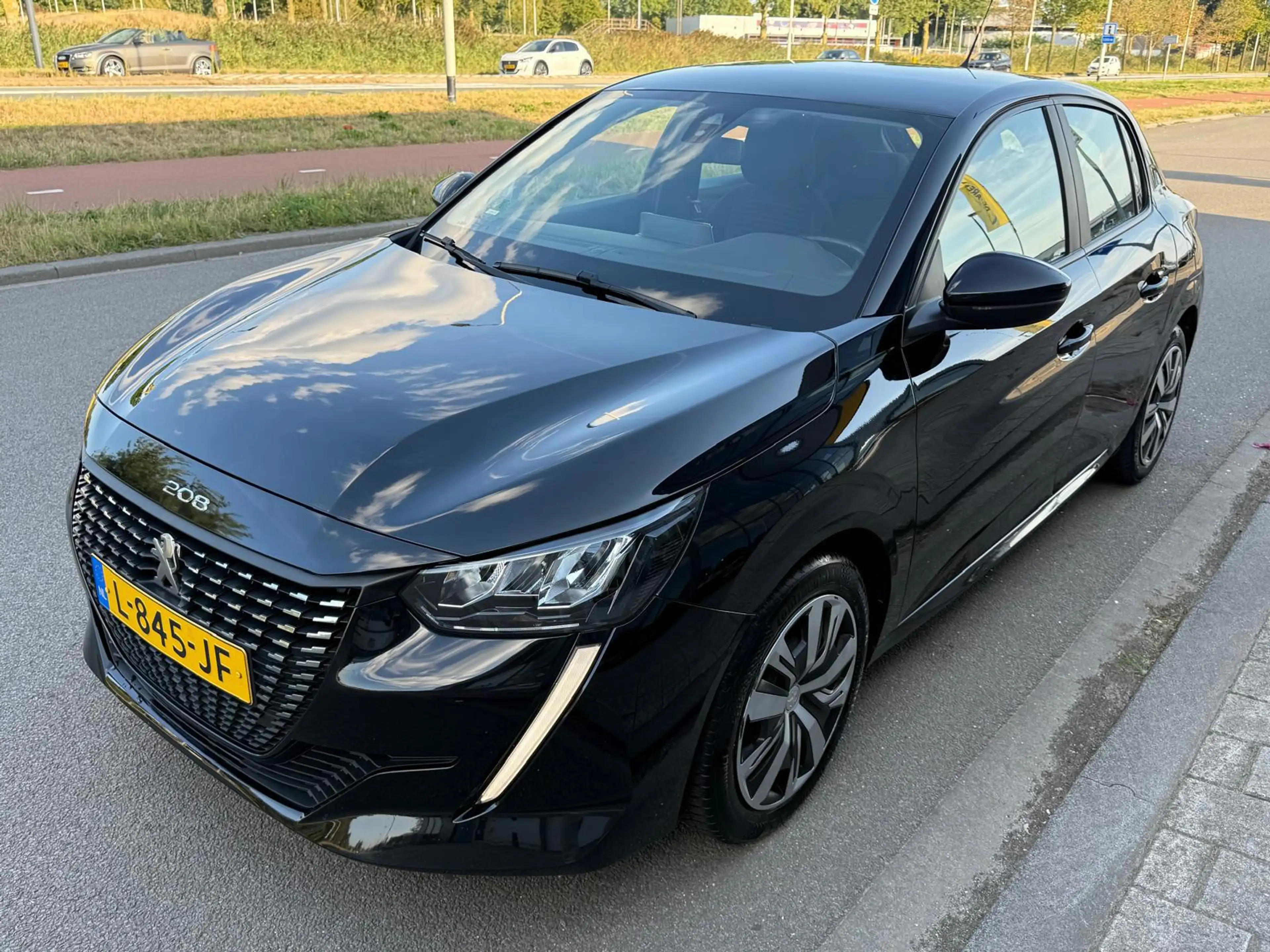 Peugeot 208 1.2 PureTech Active/Navi/Carplay/Airco/Cruise/ — photo 3