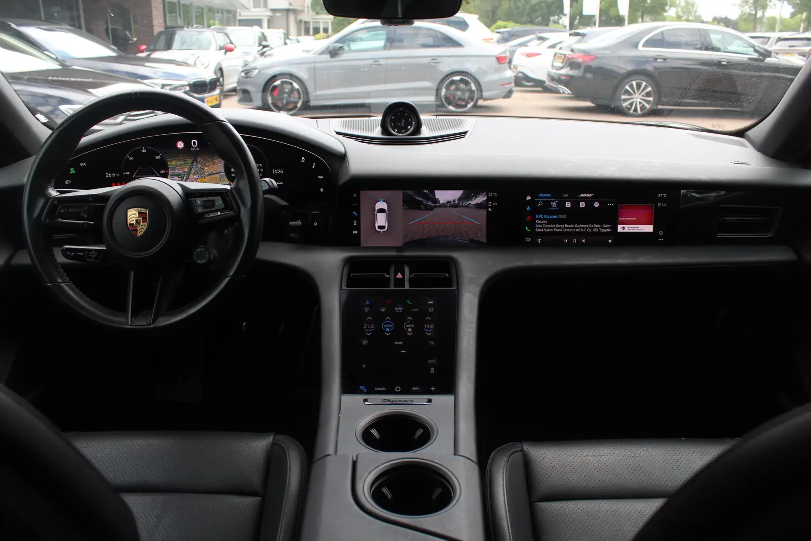Porsche Taycan Cross Turismo 4 93 kWh / Panoramadak / 360Camera / Grijs - 2