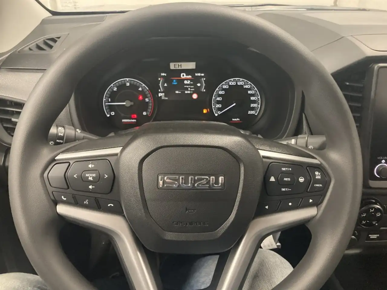 Isuzu D-Max 2025 — фото 12