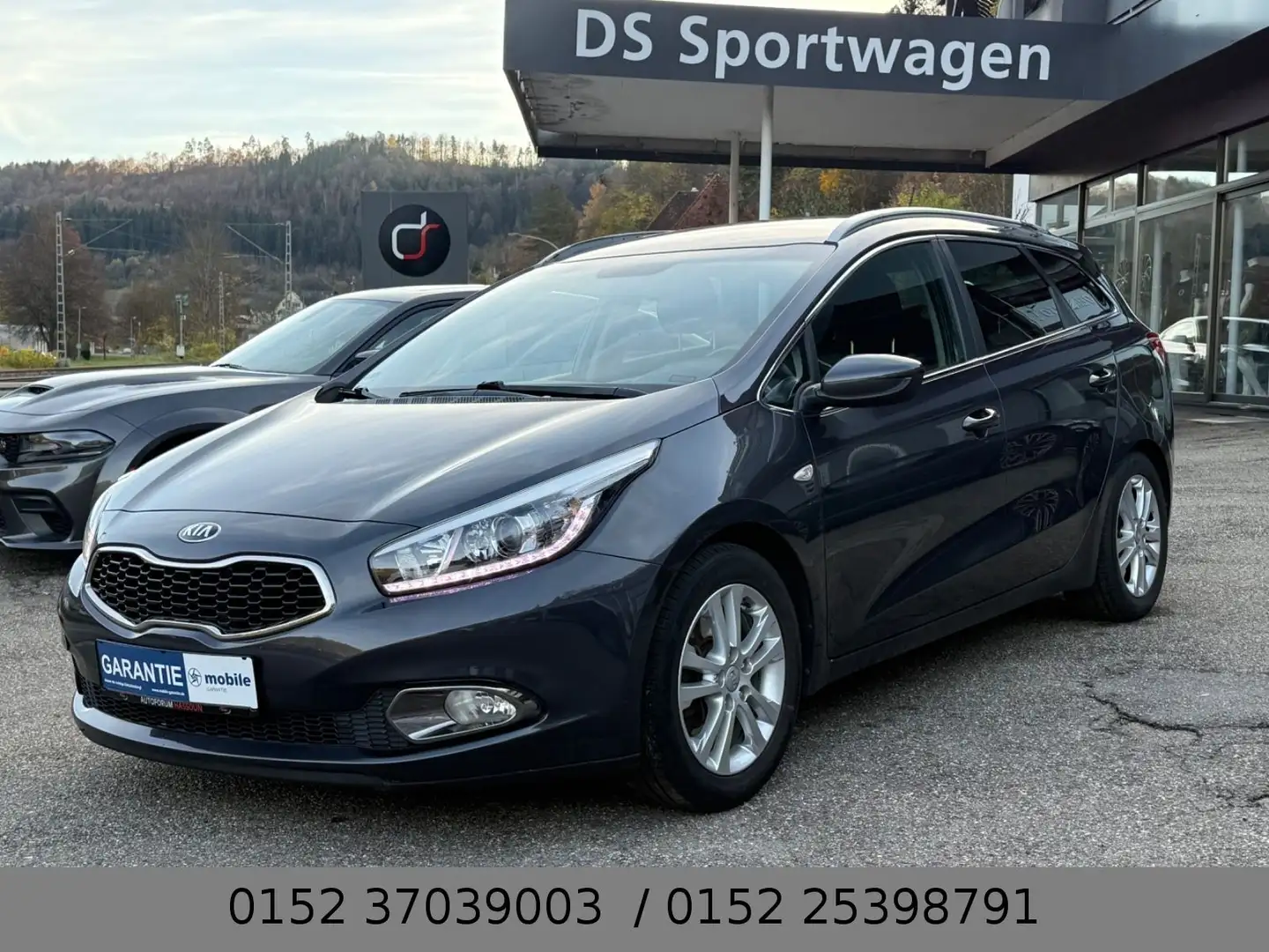 Kia Ceed SW / cee'd SW 1.6 CRDi 128 Platinum Edition Schwarz - 2