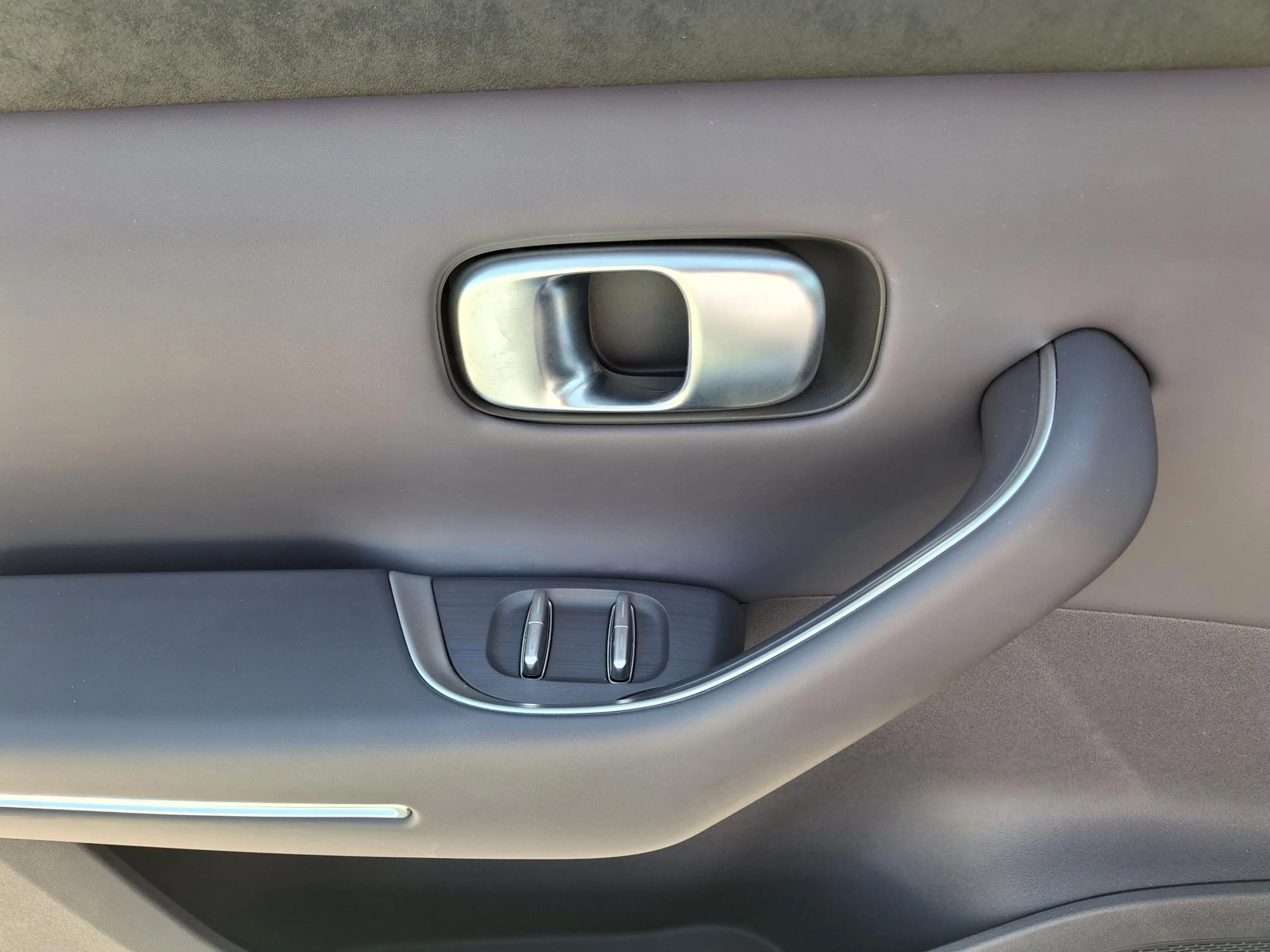 Leapmotor C10 Design 69.9 kWh | Navigatie | Climate control | St — photo 11