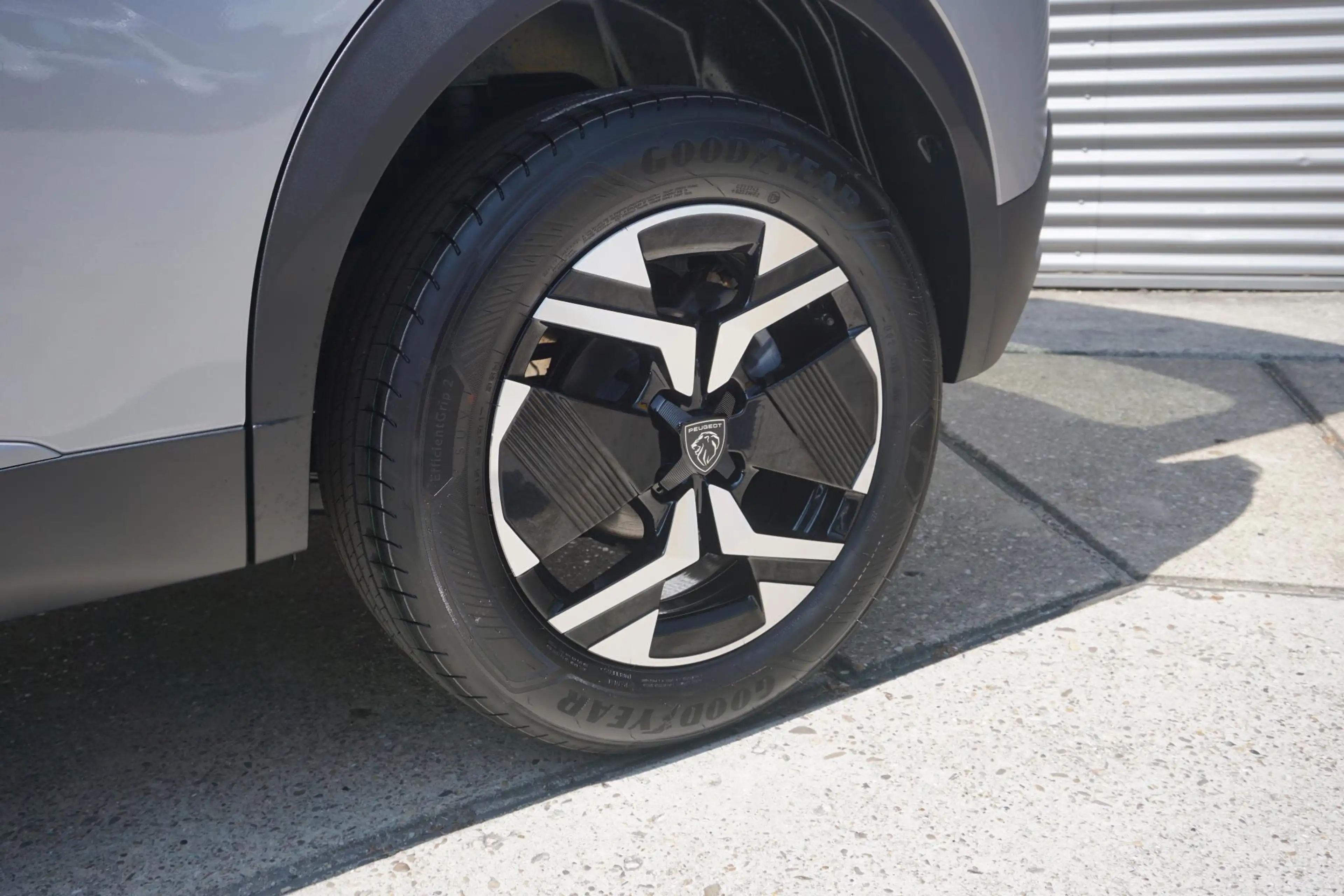 Peugeot 2008 1.2 PureTech 100 Allure 180° Camera | Navi — photo 7