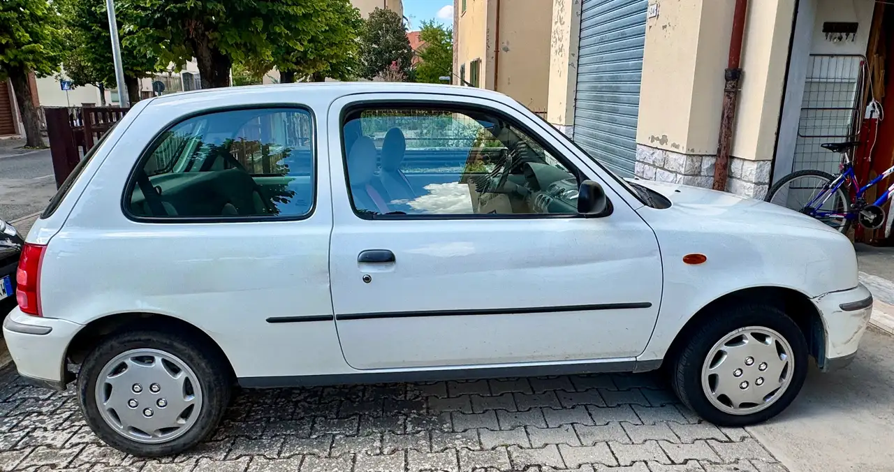 Nissan Micra II 20003p 1.0 Comfort, foto 6