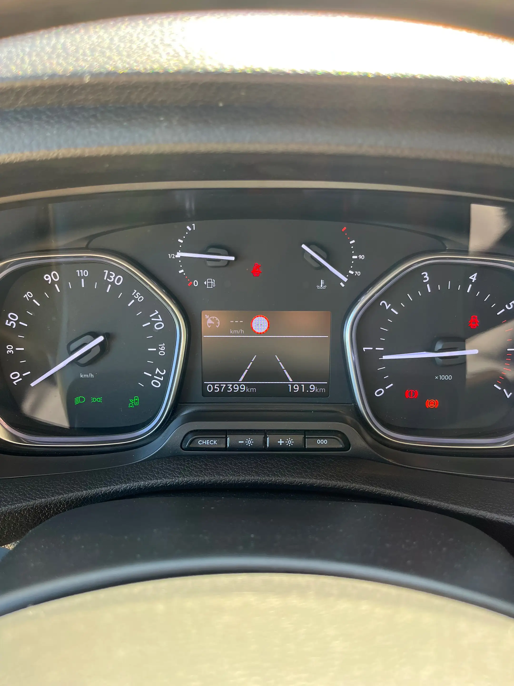Peugeot Expert 2.0 HDi L3H1/1eignr/57400km/Carplay/Camera/Navi/Cruise... — photo 15